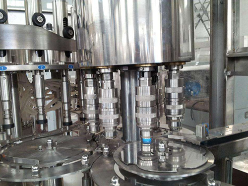 長(zhǎng)沙小雨環(huán)?？萍加邢薰?湖南水處理設(shè)備設(shè)計(jì)開(kāi)發(fā)生產(chǎn),湖南反滲透設(shè)備開(kāi)發(fā)生產(chǎn)